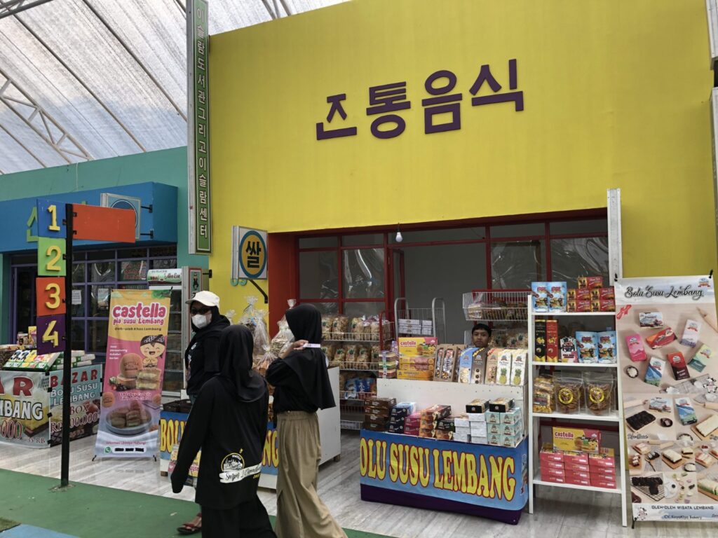 Belanja Oleh-Oleh di Little Seoul D’Castello