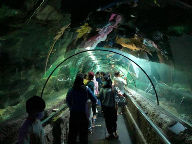 Pintu Keluar Antasena Tunnel Seaworld Ancol