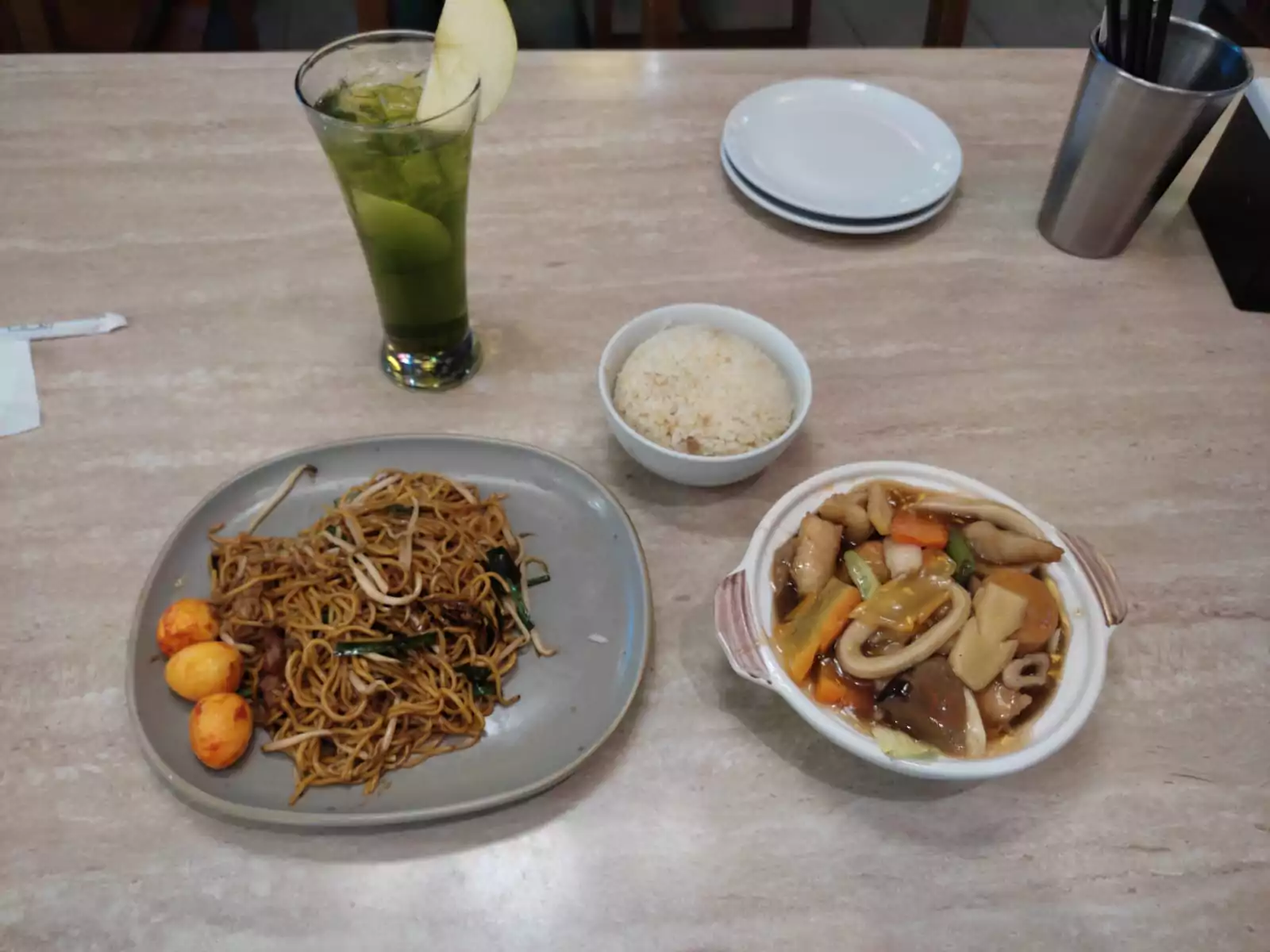 makanan di ta wan bandung