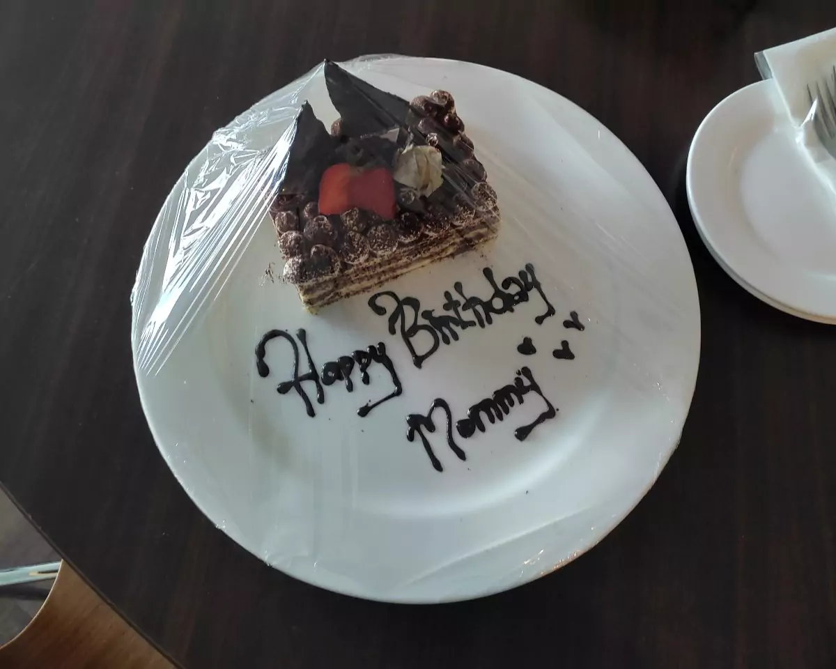 birthday cake Hotel eL Royale Bandung