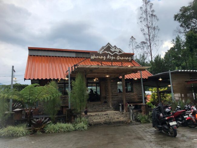 warung kopi gunung pangalengan