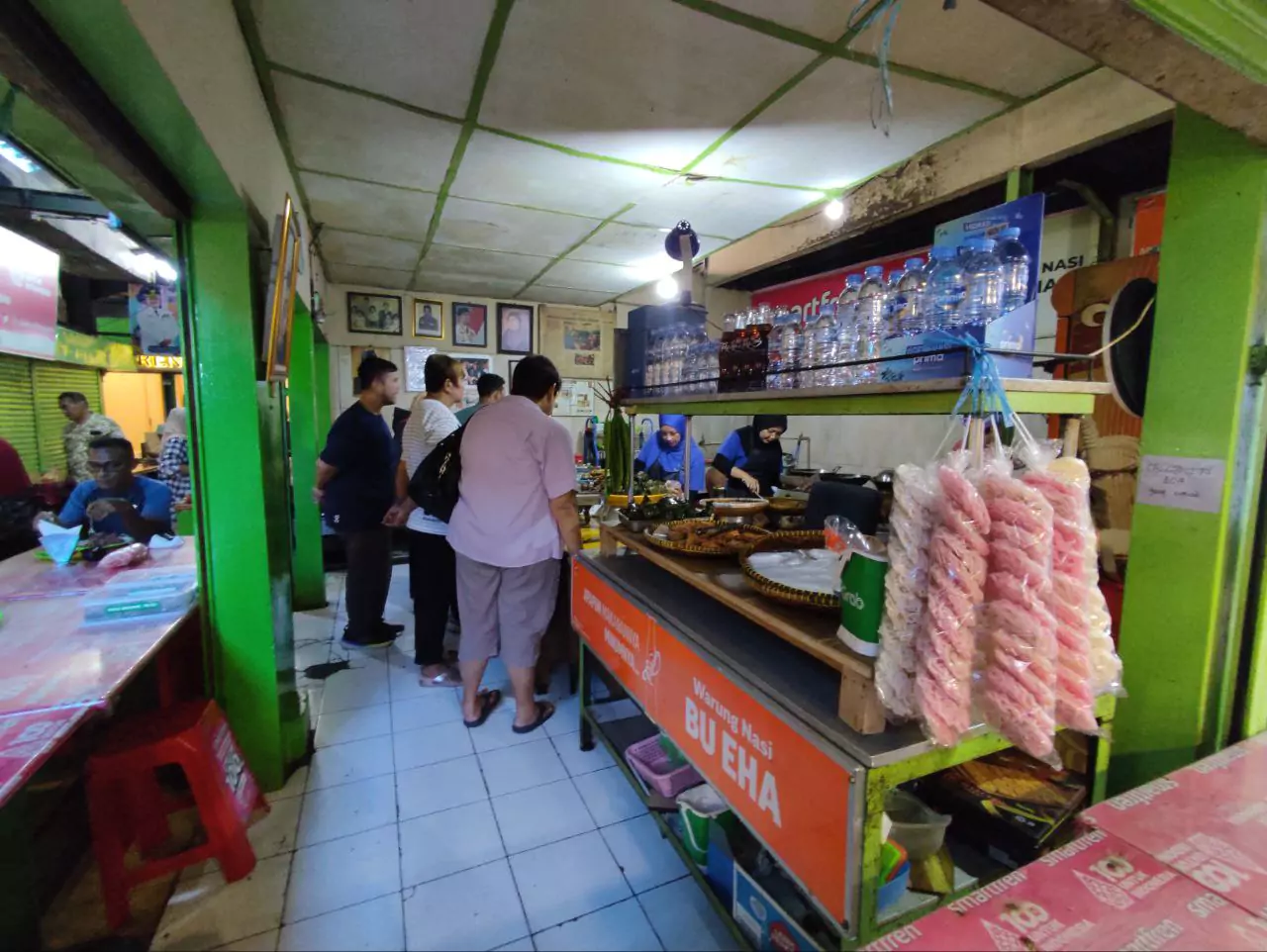 Warung nasi bu Eha