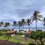 pemandangan dari warung pantai
