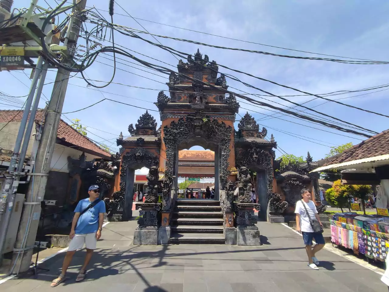 Gapura Tanah Lot