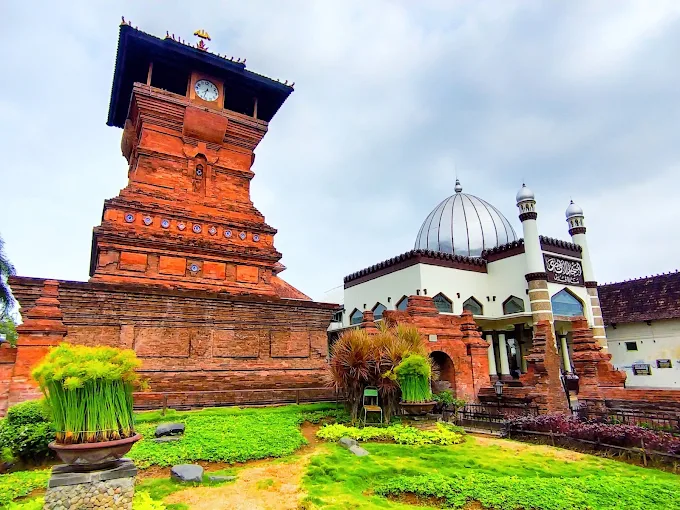 Masjid Menara Kudus