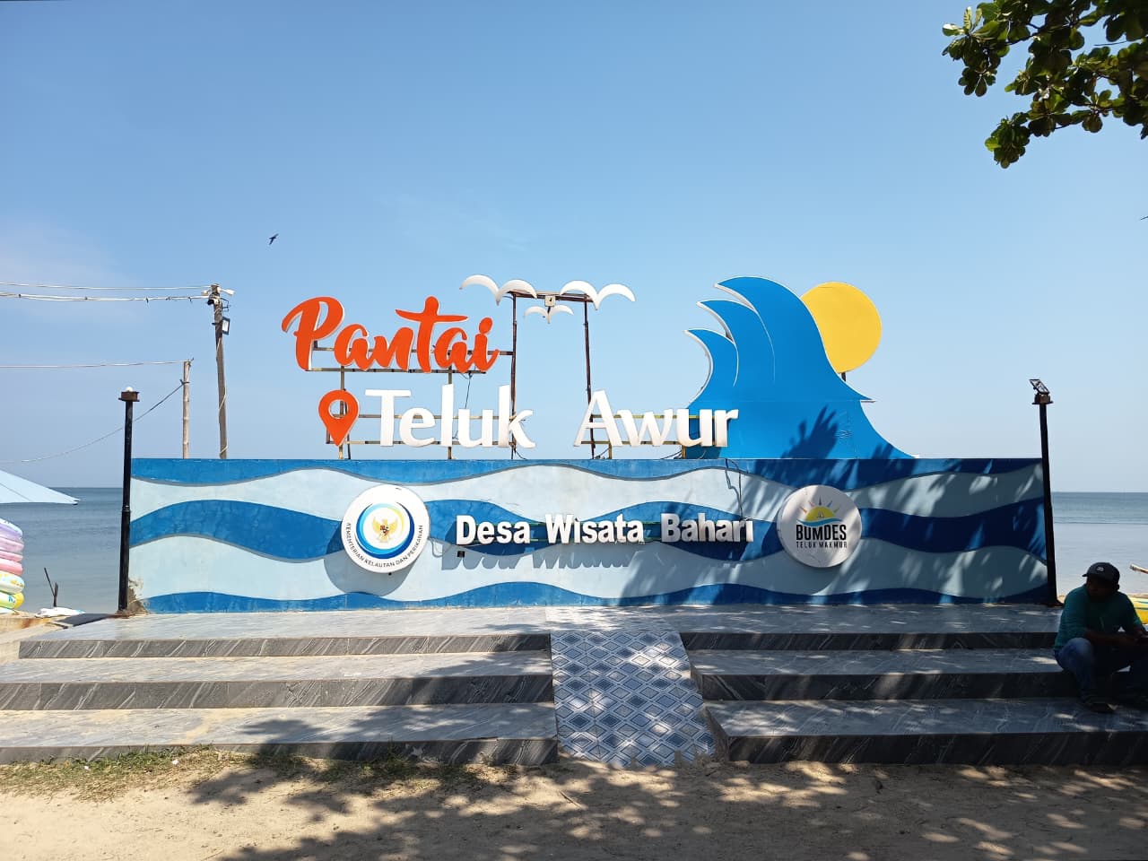 Pantai Teluk Awur